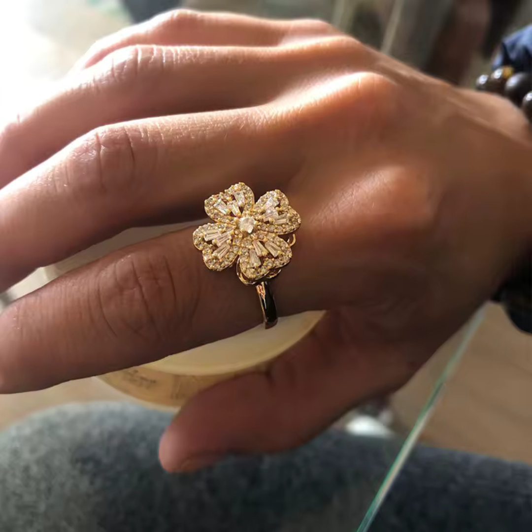 Four-Leaf Clover Spinning Gold Ring | Spinning Gold Ring | Romantic Gift for Women | Unique Clover Ring for Women